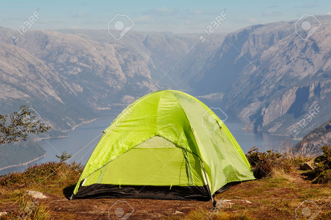 Faire-du-camping-sauvage-en-Norvège 